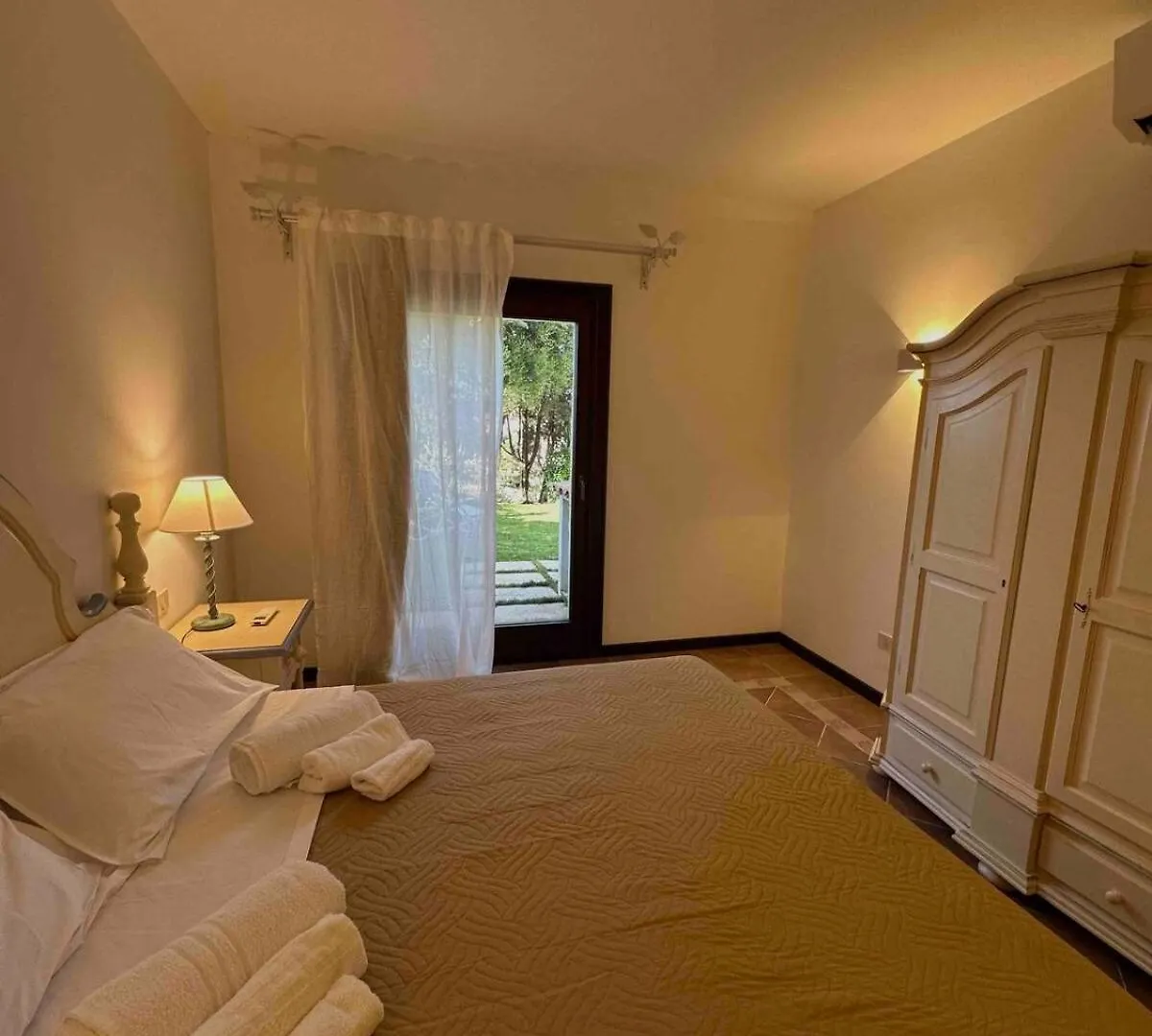 Giardino Di Mirto 136 Appartement Liscia di Vacca Italië